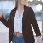 Blazer femme cintré en velours côtelé marron