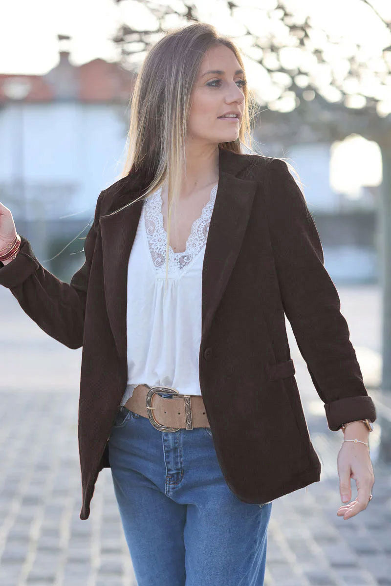 blazer-velours-femme-849bdb-1.jpg Blazer femme cintré en velours côtelé marron – Image 1