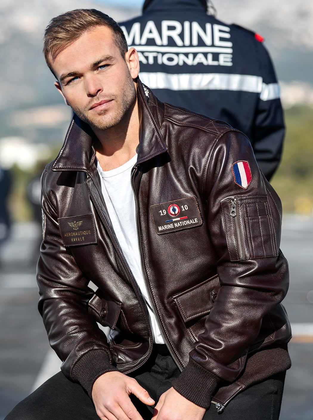 blouson-cuir-054obe-1.jpg Blouson en cuir « Aéronautique navale » – Image 1