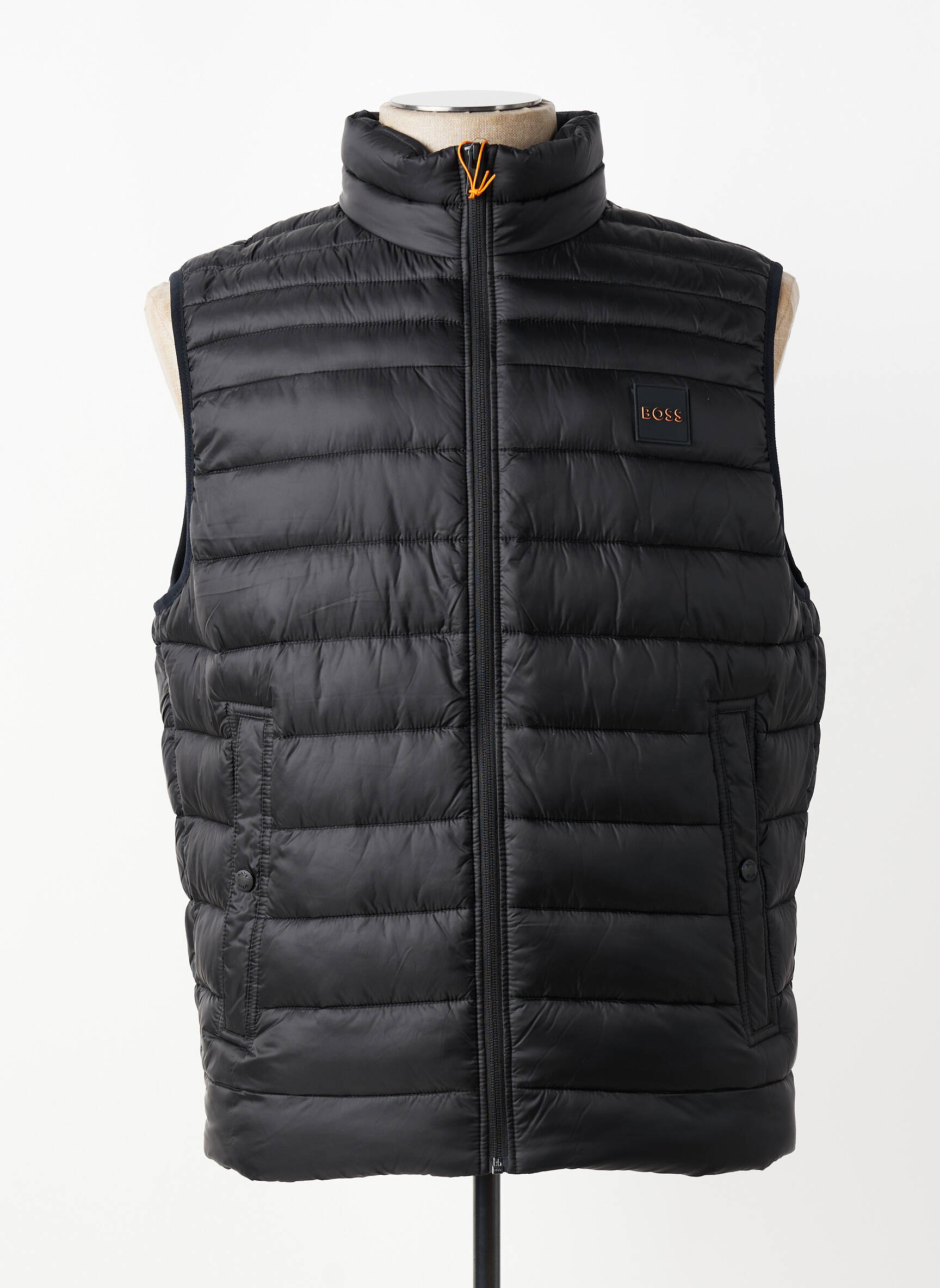 doudoune-boss-586aeg-1.jpg Doudoune Hugo Boss Noir Sans Capuche – Image 1