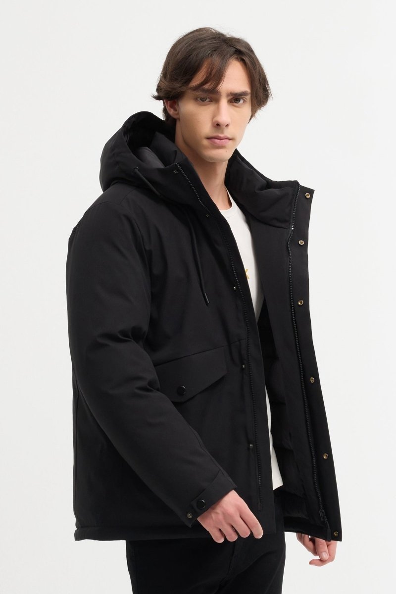 doudoune-chaude-homme-984dgi-1.jpg Doudoune noire à capuche SYLVAIN – Image 1
