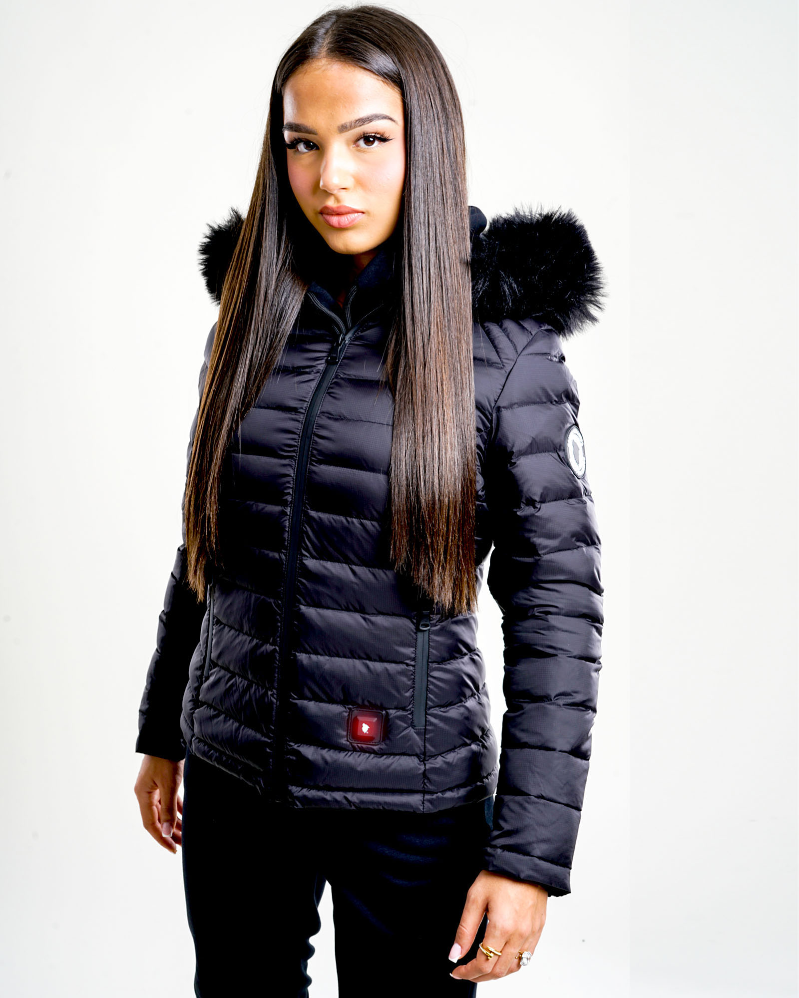 doudoune-comme-des-loups-141gzz-1.jpg Doudoune Chauffante Capuche Femme Victoria Navy – Image 1