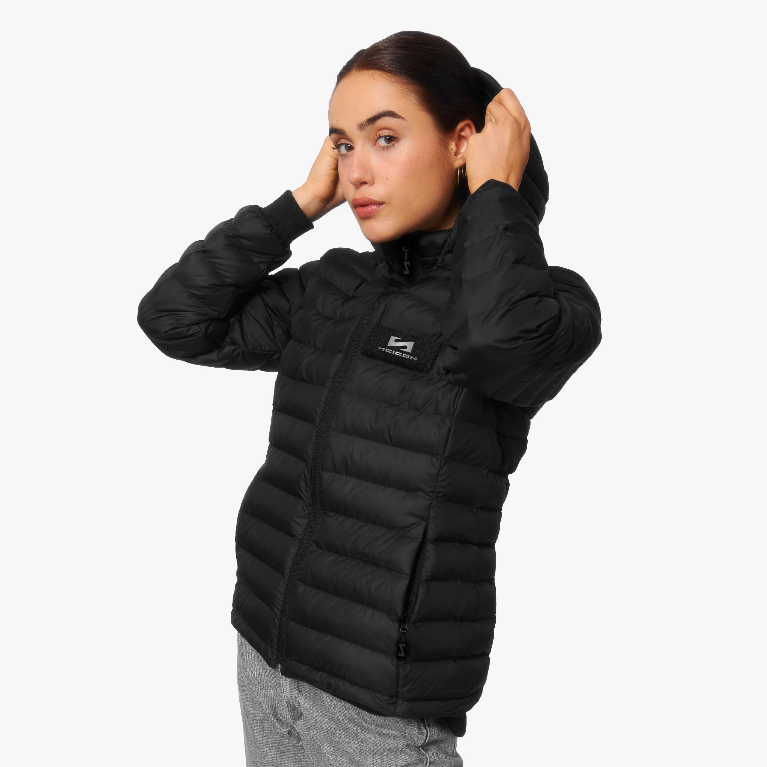 doudoune-matelassee-femme-616dgg.jpg Doudoune à capuche Femme Noir – Image 1
