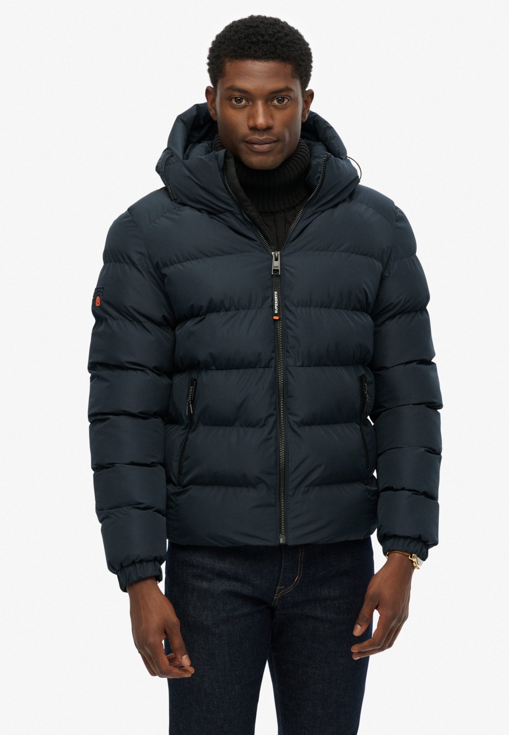 doudoune-superdry-633lat-1.jpg Superdry & Co SUPERDRY HOODED SPORTS PUFFER JACKET... Veste d'hiver eclipse navy eclipse navy/bleu marine ZALANDO.FR – Image 1