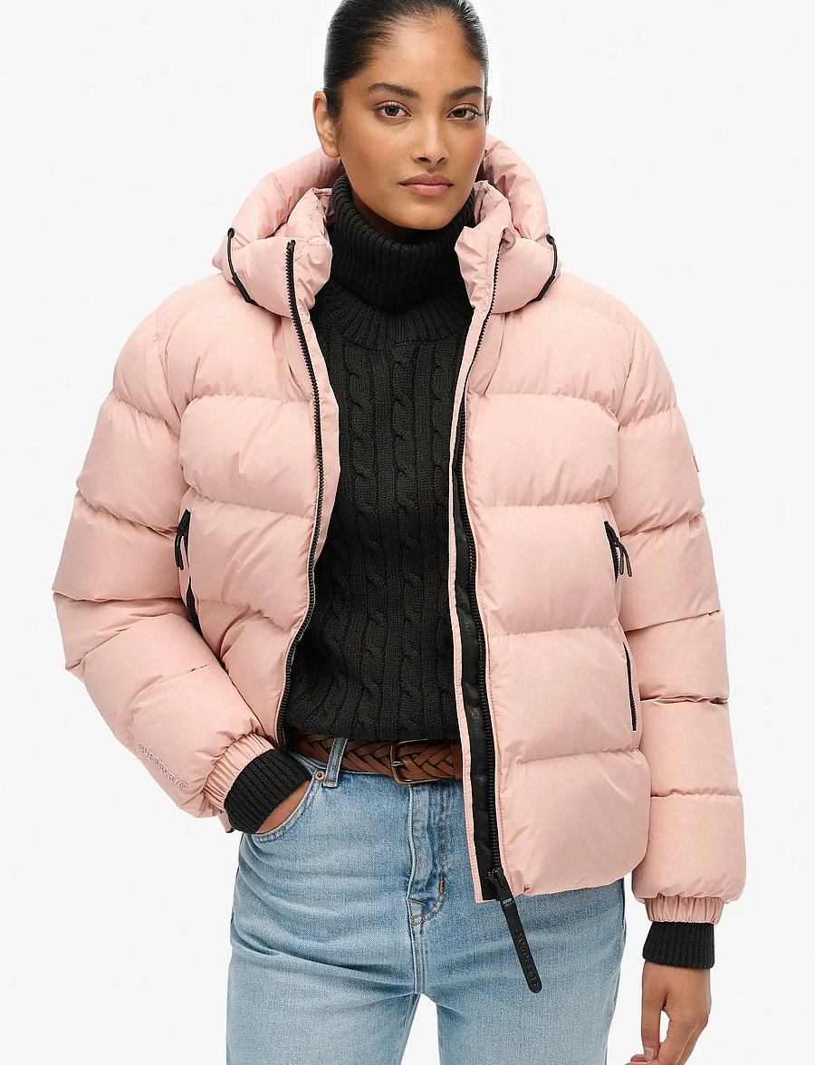 doudoune-superdry-934bdk-1.jpg Superdry Hooded Sports Puffer Jacket 129.99 €. Achetez des Doudounes Superdry en ligne sur Boozt.com. Livraison rapide et retours faciles – Image 1
