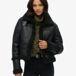 Veste aviateur courte en peau de mouton synthétiquenoir pour Femme | Superdry FR