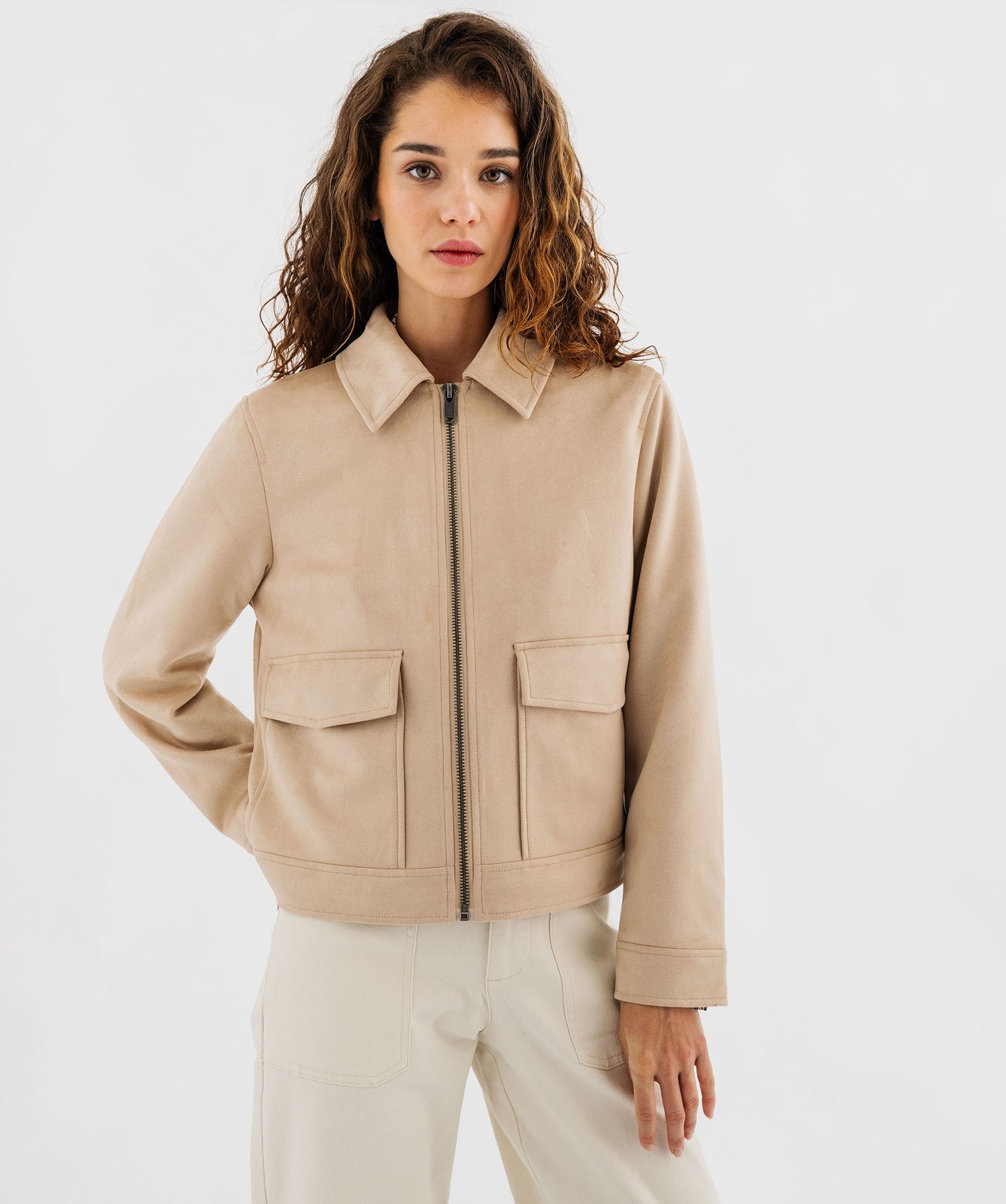 veste-beige-femme-806bzj-1.jpg Blouson zippé en suédine femme beige clair | GEMO – Image 1