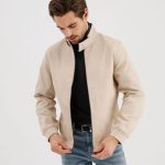 Veste courte unie en matière déperlante homme beige | GEMO