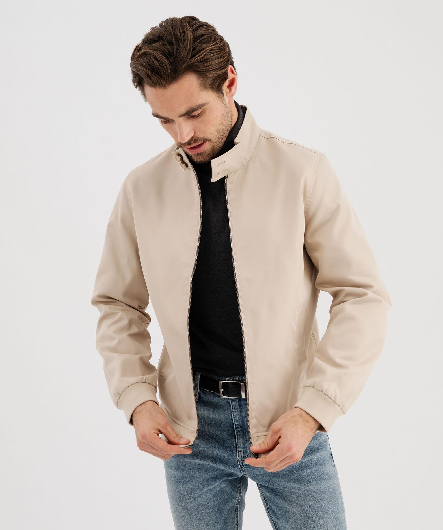 veste-beige-homme-819oil-1.jpg Veste courte unie en matière déperlante homme beige | GEMO – Image 1