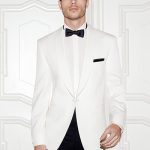 Smoking veste blanche Veste col chale satin & pantalon noir galon satin