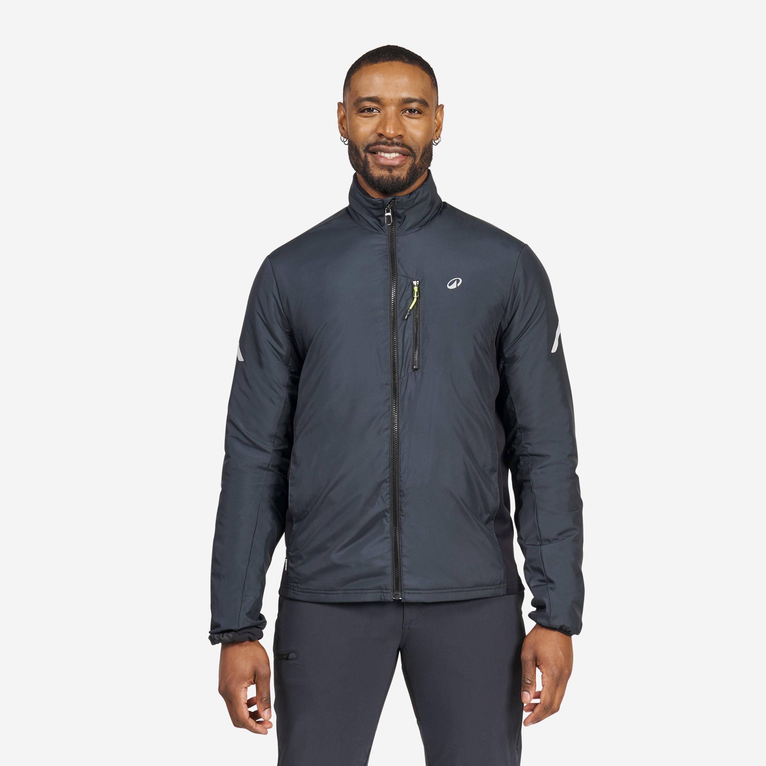 veste-chaude-homme-784hpl-1.jpg Veste coupe vent chaude et légère, doublée polaire Homme 500 bleu marine – Image 1