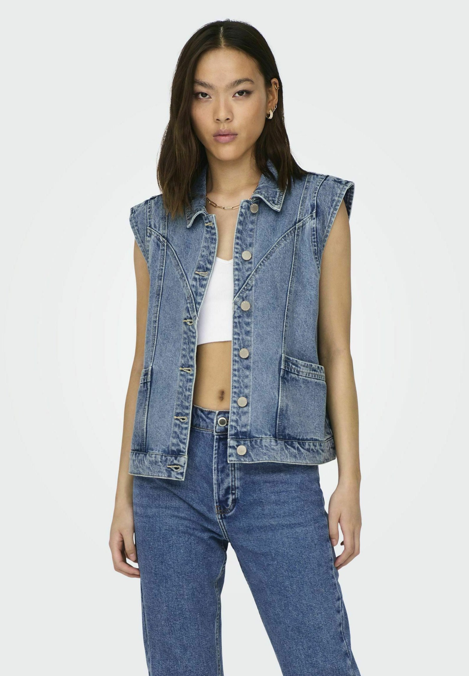 veste-en-jean-sans-manche-078ivq-1.jpg ONLY Denim ONLKENNEDY Denim Veste sans manches medium blue denim/denim bleu ZALANDO.FR – Image 1