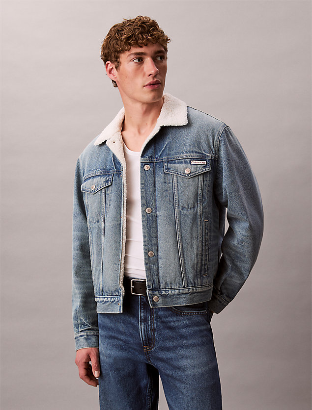 veste-en-jeans-homme-720fwf-1.jpg Vestes en Jean Homme Oversize et Plus | Calvin Klein® – Image 1