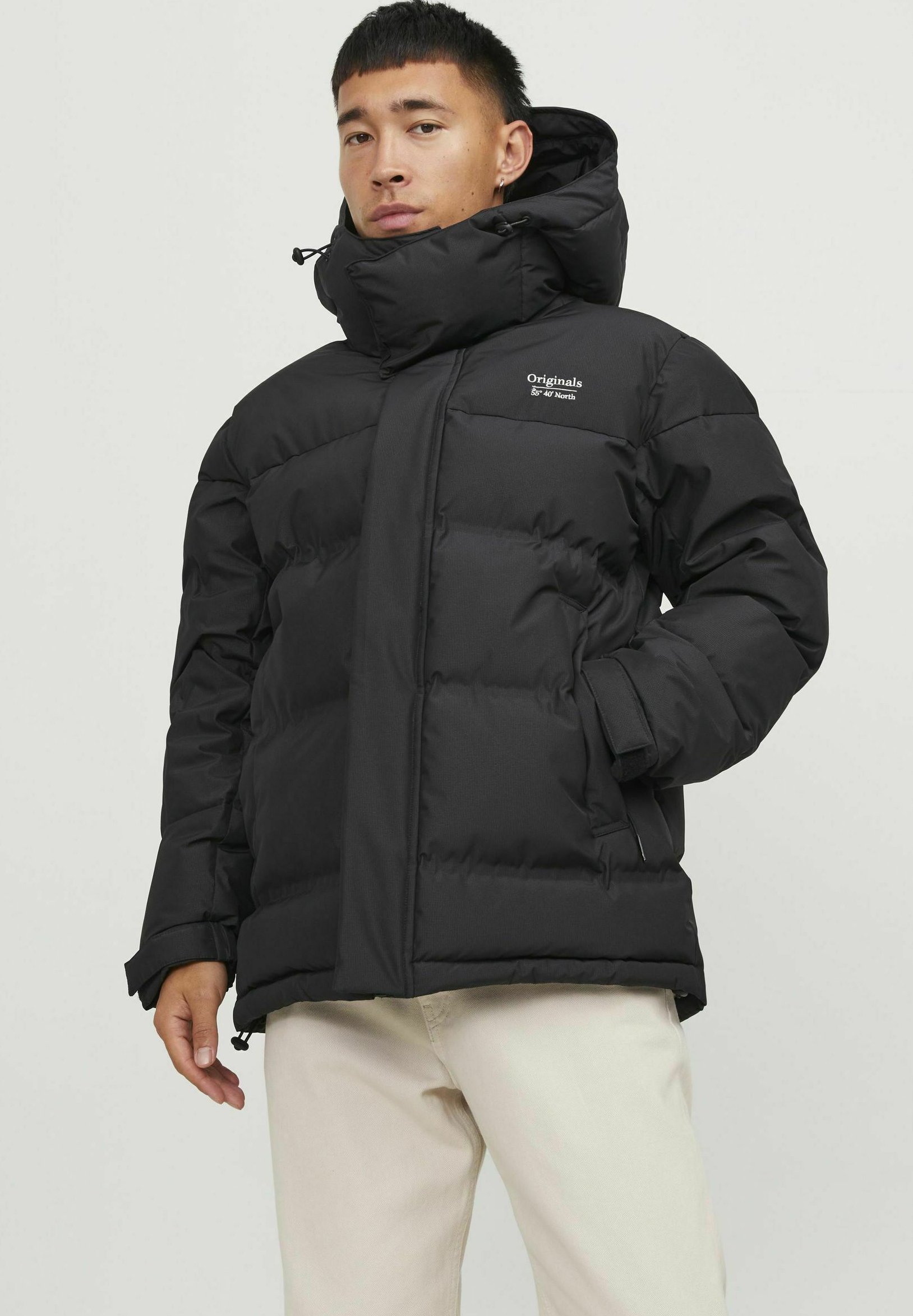 veste-jack-and-jones-961uto-1.jpg Jack & Jones WATTIERTE FUNKTIONS Veste d'hiver black/noir ZALANDO.FR – Image 1