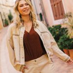 Veste en jean brodée denim beige femme