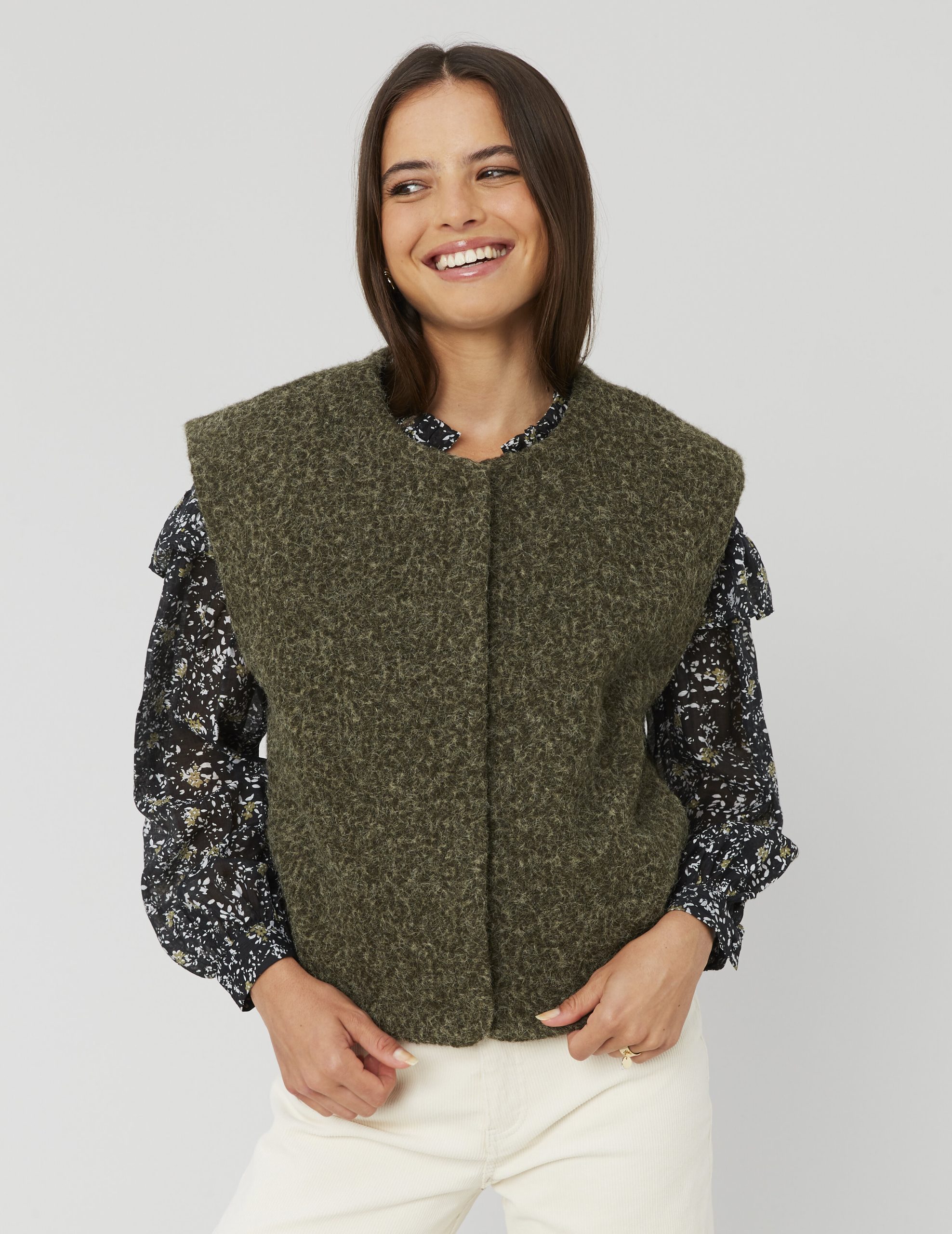 veste-kaki-571wky-1.jpg Veste sans manches Vert kaki | BZB – Image 1